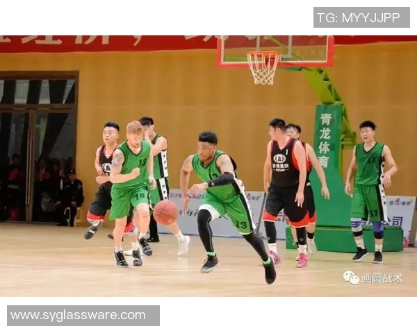 成都篮球队在冠军赛中的默契配合与战术执行分析